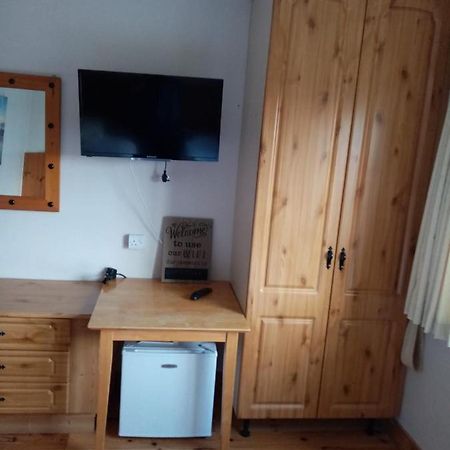 Parnell House Bed & Breakfast Енис Екстериор снимка